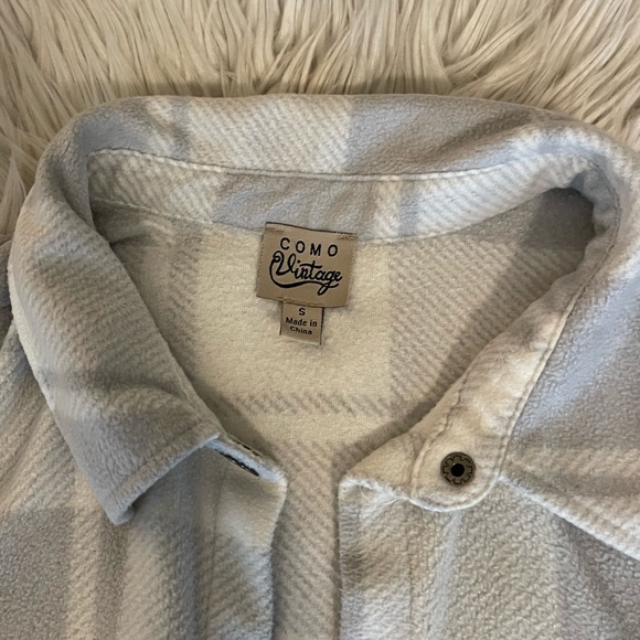 Fleece | Plaid | Shacket | Gray & Cream - Picture 3 of 14